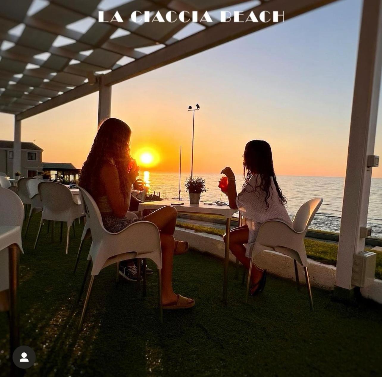 Appartamenti Abbaidda Valledoria  Buitenkant foto
